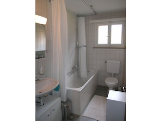 Badzimmer/Dusche/Badewanne/WC