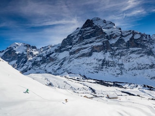 Snowboard/Ski im First-Gebiet