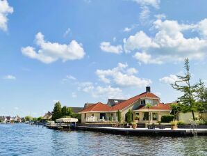 Villa aan het water - Lemmer - image1