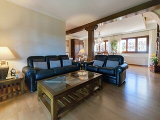 Villa Garriguella Características 27