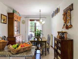 Villa Garriguella Features 29