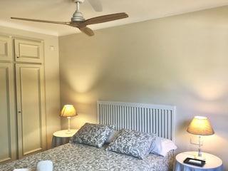 Villa Garriguella Features 32