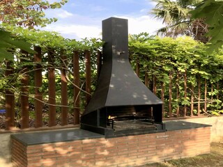 Villa Garriguella Buitenaudio-opname 10