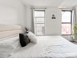 Holiday house New York City Features 16
