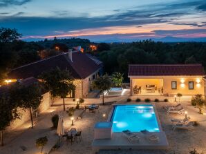 Tosic Estate - Villa, Vineyards and Winery - Sibenik Region - image1