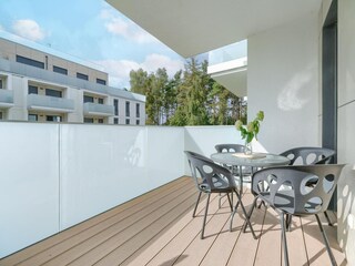 Apartment Rewal Outdoor Recording 1