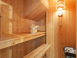 ... Sauna.
