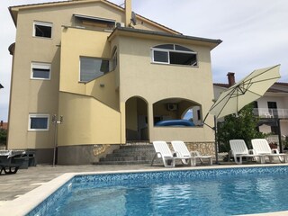 Appartamento per vacanze Peroj Registrazione all'aperto 8