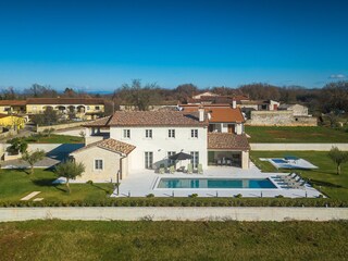 Villa Tinjan Buitenaudio-opname 11