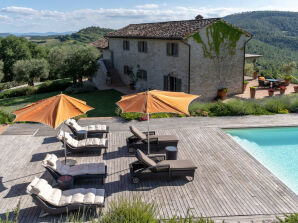 Villa rustica Monticelli con piscina xxl in Umbria - Solfagnano - image1