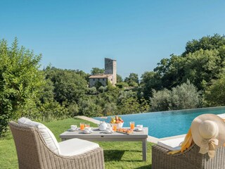 Villa Solfagnano Outdoor Recording 6