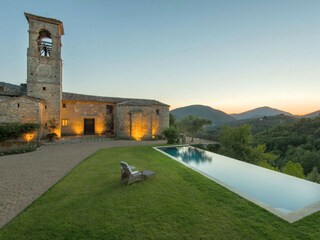Villa Solfagnano Outdoor Recording 12