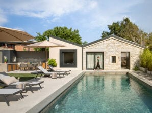 Modern villa Bino&Marija with pool in Porec - Ladrovići - image1