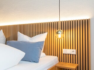 Schlafzimmer 1 mit Doppelbett