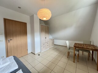 Kleiderschrank