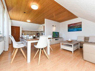 Wohnzimmer/Essecke
