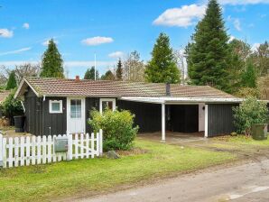 6 Personen Ferienhaus in Gørlev - Bjerge Strand - image1