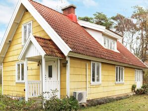 Holiday house 4 Sterne Ferienhaus in LAHOLM - Halmstad - image1