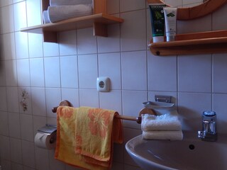 Teilansicht Duschbad, Fewo II