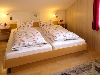 Schlafzimmer 2 in Fewo I