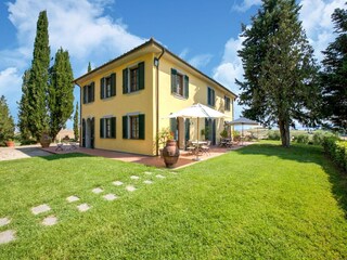 Appartement Lajatico Buitenaudio-opname 8