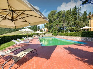 Appartement Lajatico Buitenaudio-opname 12