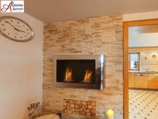 Esszimmer mit Ethanolofen