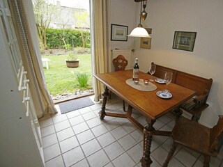 Ferienwohnung Utersum Wohnzimmer 12