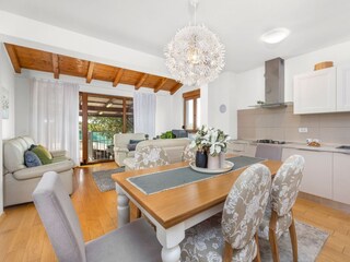 Villa Peroj Caratteristiche 50