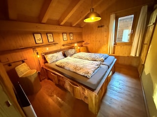Schlafzimmer 2
