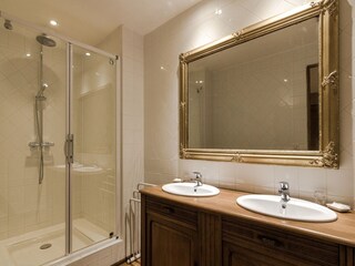 Casale Douzillac Caratteristiche 23