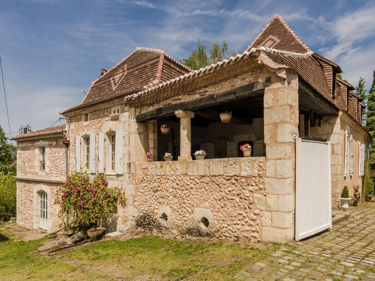 Landhaus Douzillac Außenaufnahme 2