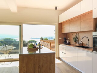 Stunning Villa Pergosa with sea view and sauna
