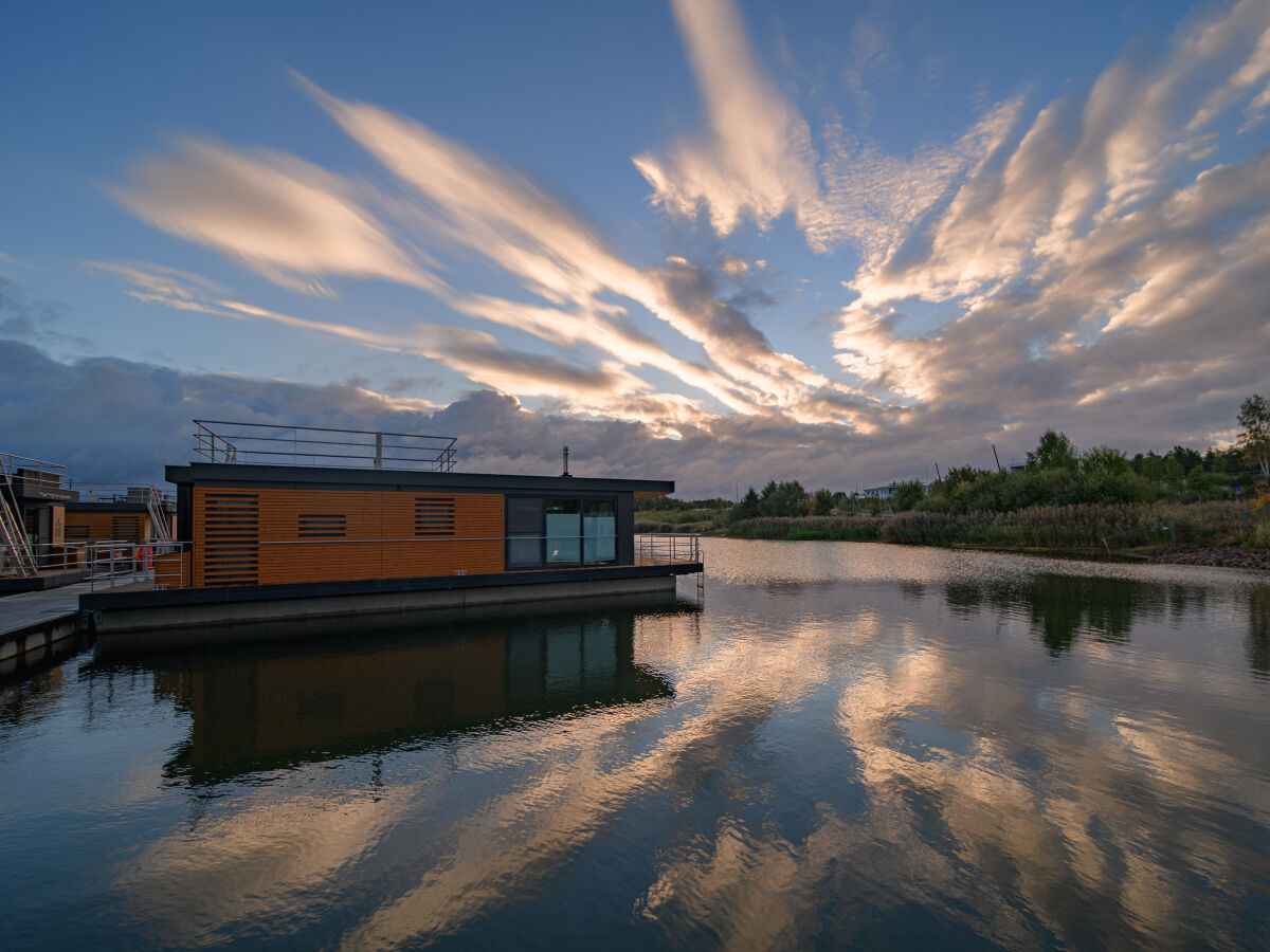 Floatinghouses Seitenansicht