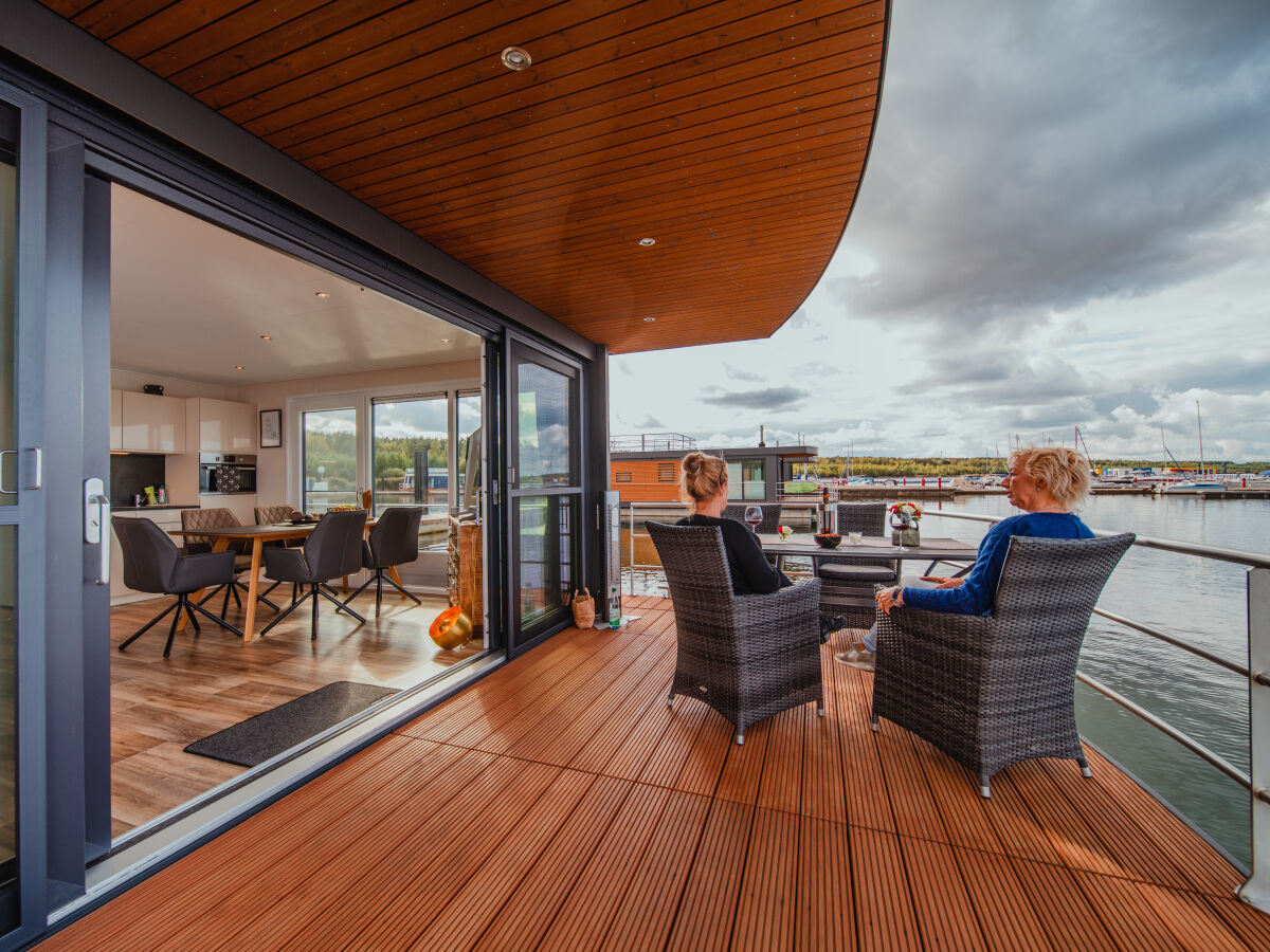 Floatinghouses Bugterrasse