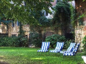 Schloss Gästehaus Gentile in Tagliolo Monferrato mit Garten und Grill - Ovada - image1