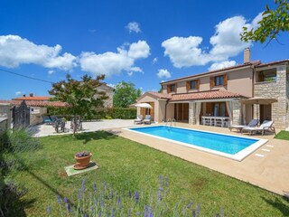 Villa Tinjan Buitenaudio-opname 2
