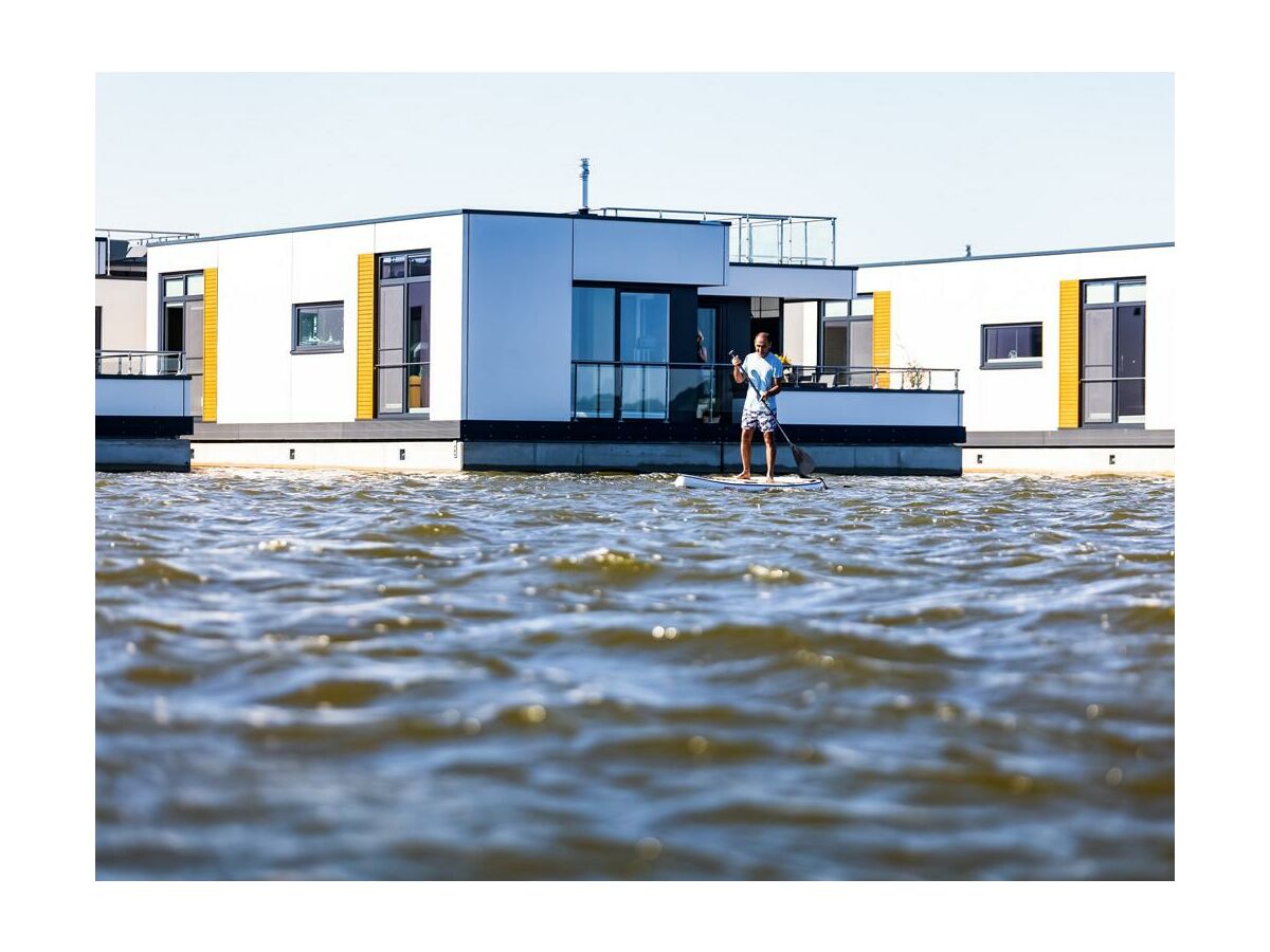 Floatinghouses Seitenansicht