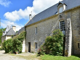 Ferienhaus Lantheuil Außenaufnahme 3