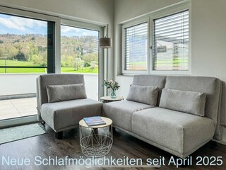 2 weitere Schlafmöglichkeiten im Wohnzimmer