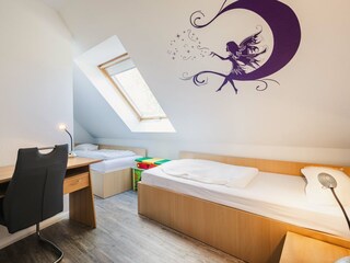 Schlafzimmer mit Einzelbetten 2x 90x200cm