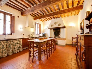 Farmhouse Morrona Features 21