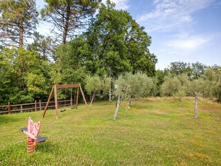 Farmhouse Morrona Outdoor Recording 10