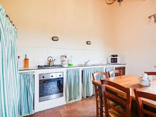 Farmhouse Morrona Features 17