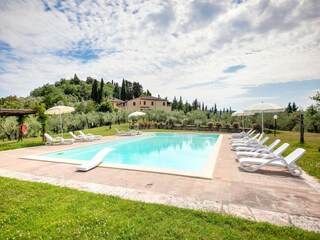 Farmhouse Morrona Outdoor Recording 5