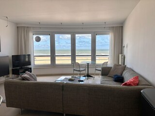 Apartment De Haan Features 17