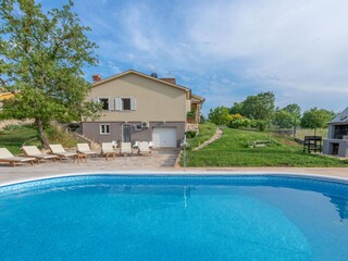 Villa Labin Registrazione all'aperto 5