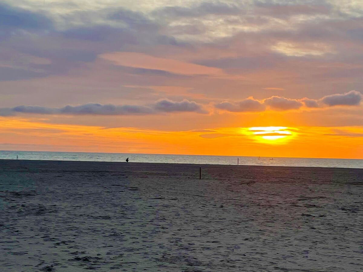 Sonnenuntergang am Strand