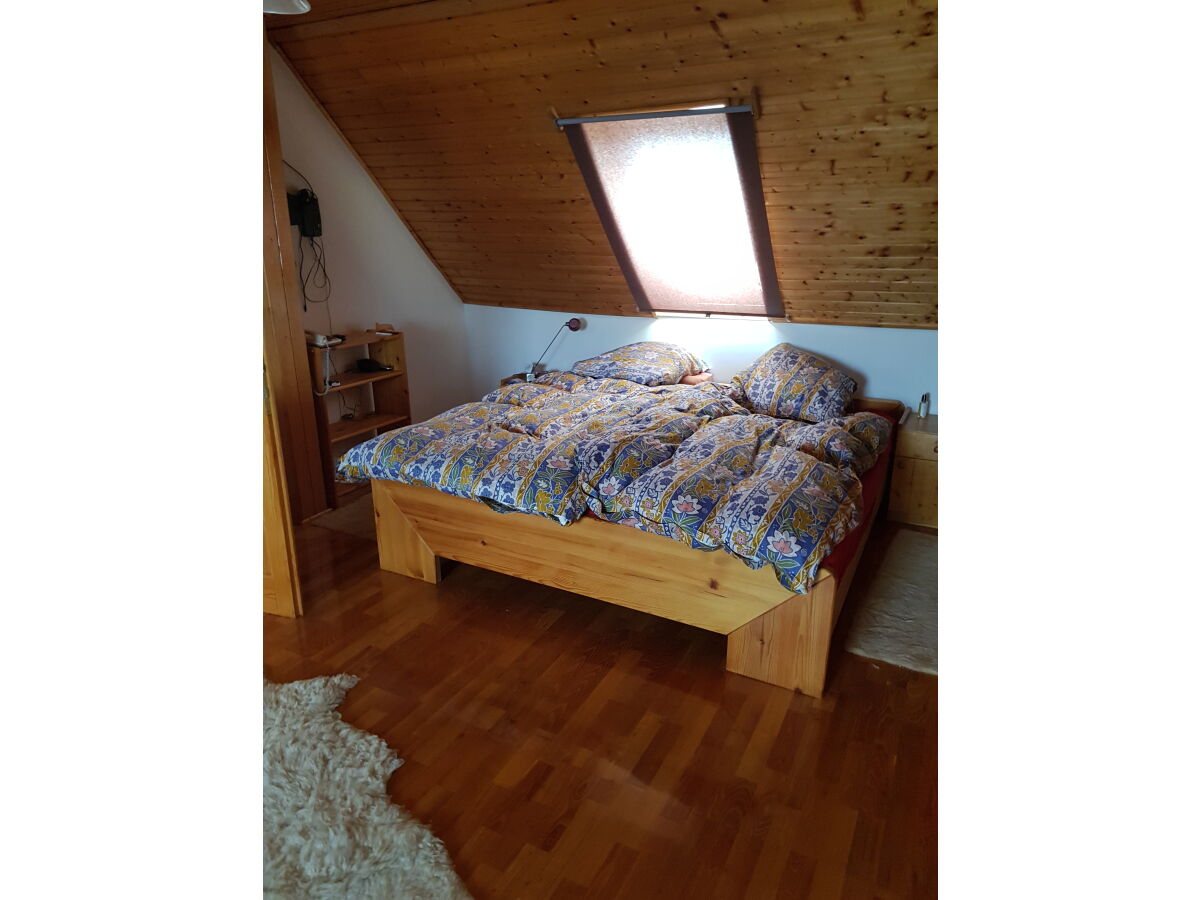 Schlafzimmer4