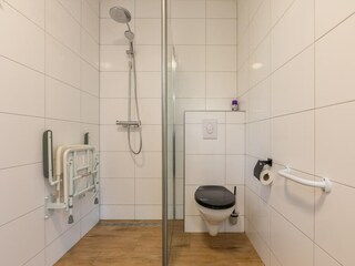 Apartment Zonnemaire Features 18